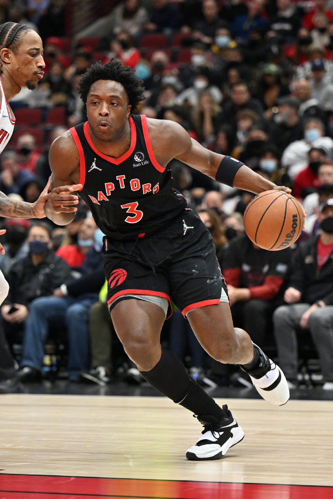 包含达拉斯独行侠发布备战花絮，国际比赛日主帅复盘，欧冠任务艰巨，更衣室氛围转暖的词条爱游戏下载