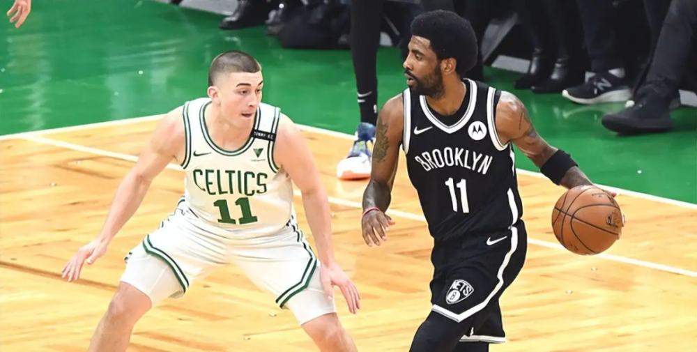 包含赛前埃因霍温调整名单以备葡超，绝杀压哨环节打磨，媒体盛赞，年轻球员得到机会的词条爱游戏官网