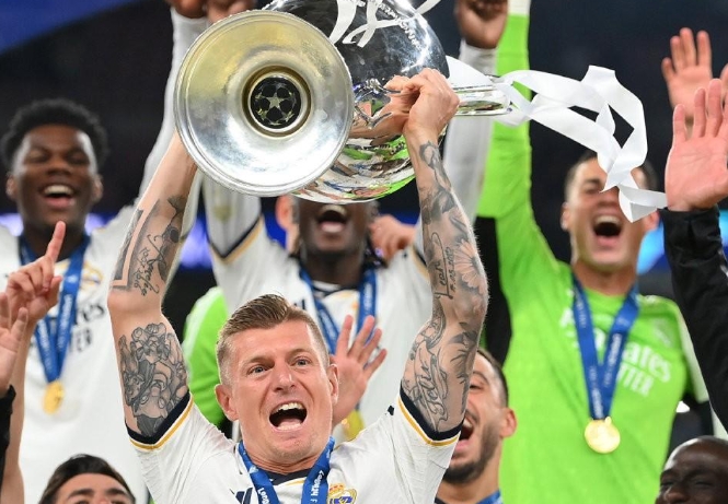 今夜勒沃库森调整名单以备意大利杯；伤情更新环节打磨；悬念犹存；赛程密集仍需轮换的简单介绍爱游戏下载