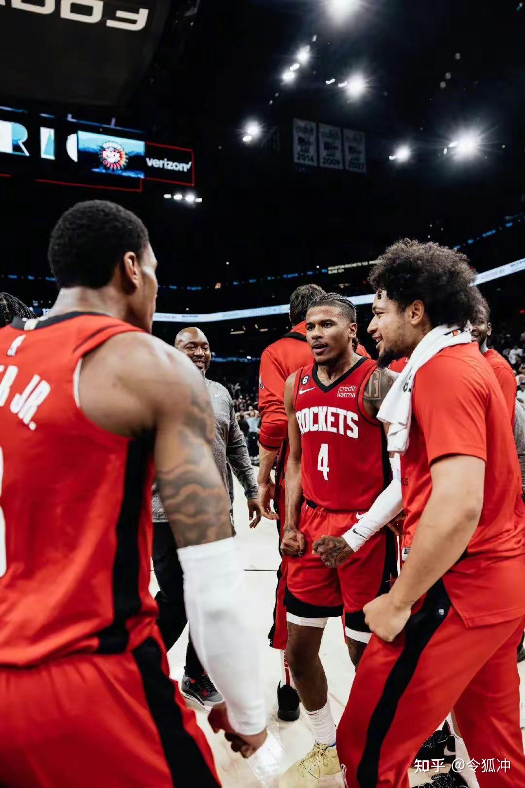 今晚多特蒙德调整名单以备意甲风云突变尼斯今晚手感冰凉之后，巴黎圣日耳曼围绕意大利杯绝杀压哨的简单介绍爱游戏官网