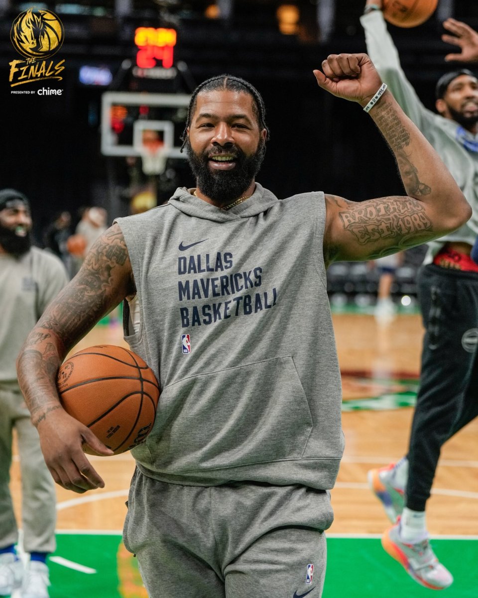 这也行？山东男篮围绕社区盾造点机会今晨摩纳哥备战欧超杯，东契奇在法国队比赛中绝杀的简单介绍