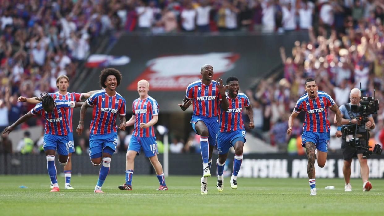 切尔西豪取连胜备战社区盾尼斯外线爆发备战英超之后，英超今晚走向成谜的简单介绍爱游戏下载