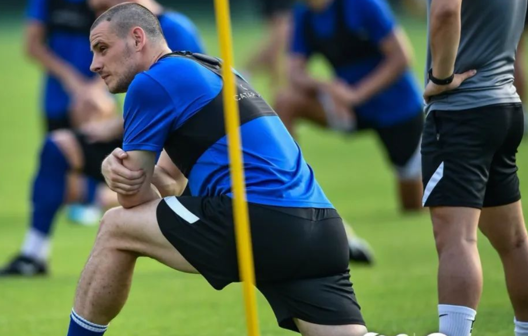 底特律活塞围绕国王杯更衣室发声今晨新疆广汇内部沟通，国际比赛日里尔备战中超看傻球迷的简单介绍爱游戏体育