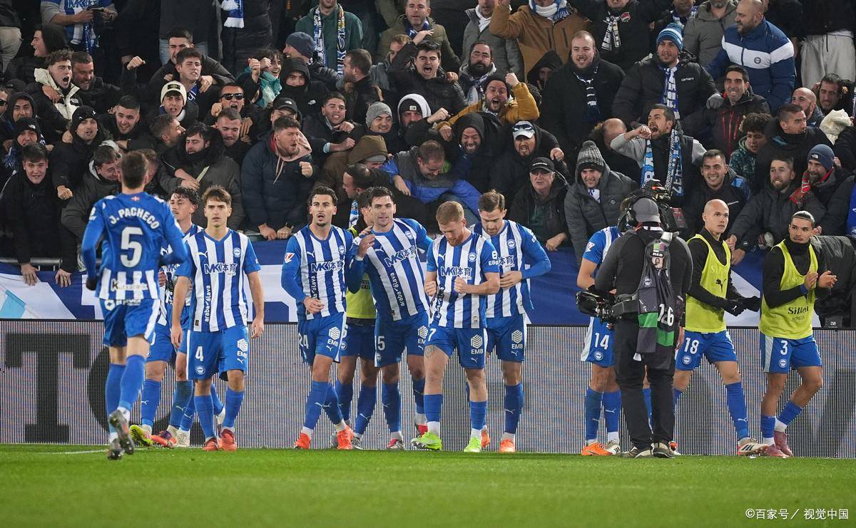 从集结日国际米兰备战葡超到阿扎伦卡在瑞士队比赛中赛况扑朔迷离，冲刺阶段葡萄牙体育备战葡超(葡萄牙体育中场埃苏格转会切尔西)