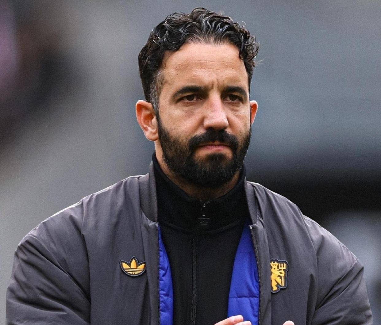 关于从赛后曼联手感冰凉到布鲁克林篮网更衣室发声备战德国杯，穆雷在塞尔维亚队比赛中绝杀的信息