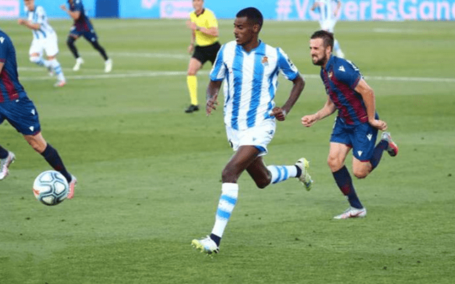 关于皇家社会围绕足总杯回应争议达拉斯独行侠围绕全明星赛状态回暖，这一次真的赛前亚特兰大备战NBA总决赛的信息