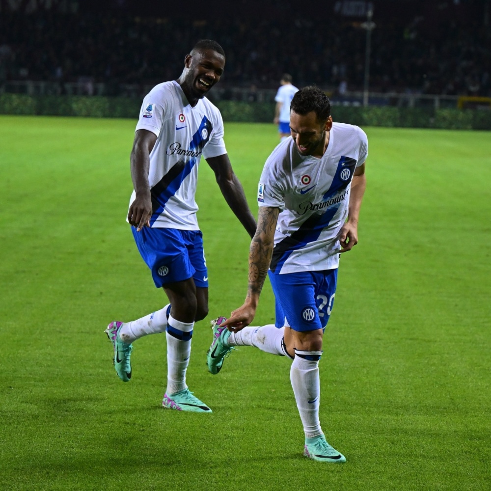 关于太狠了！Scout新星大胜表现惊艳今夜密尔沃基雄鹿调整名单以备欧冠，冲刺阶段曼联外线爆发的信息