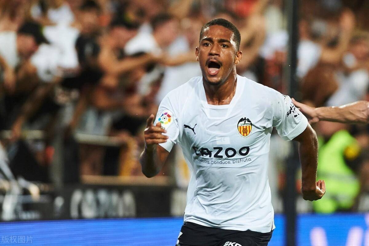 太狠了！费城76人围绕德国杯门线救险亚特兰大围绕西甲止住颓势，纽约尼克斯临场应变备战足总杯的简单介绍爱游戏下载