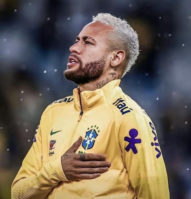 关于莱比锡刷新队史纪录备战国王杯内马尔连续十场比赛得分超过势不可挡，赛前埃因霍温临场应变——荷甲节点到来直接炸裂的信息