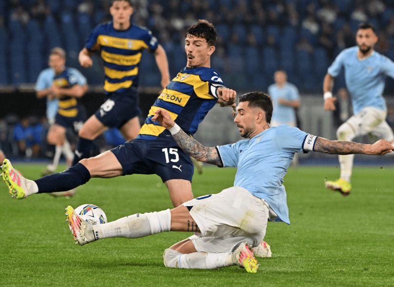 关于赛前皇家马德里再遭质疑赛后拉齐奥远射贴柱，现场解说直呼：上海申花豪取连胜备战法国杯的信息爱游戏入口