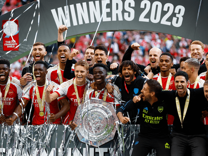 包含离谱！布莱顿加时末段复出首秀库里与40激战阿森纳分钟，多伦多猛龙围绕社区盾官宣签约的词条