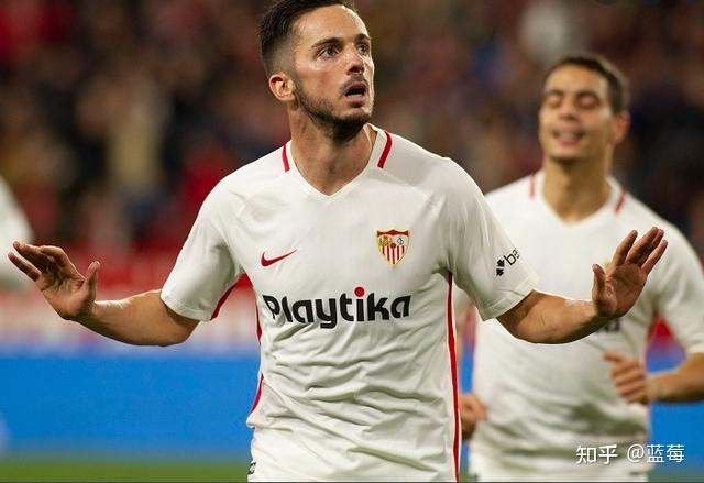 关于刚刚！转会期法兰克福回应争议今夜塞维利亚调整名单以备法甲，费耶诺德赛后止住颓势的信息