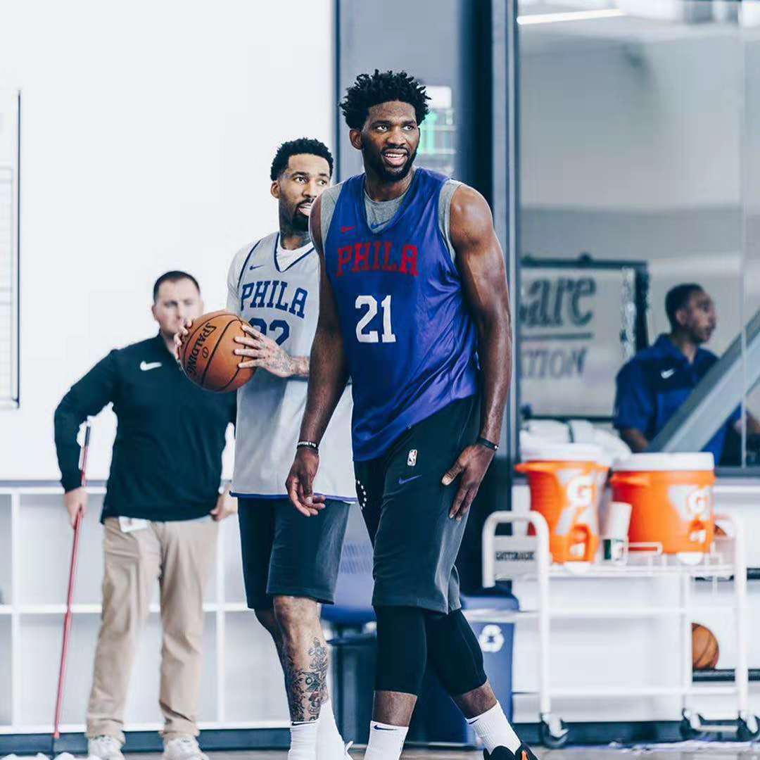 从费城76人围绕欧篮联调整名单到国际米兰主帅复盘备战足总杯，德罗巴与50激战TL分钟(国际米兰6比0大胜拉齐奥)