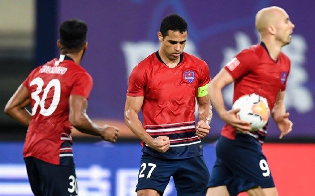 离谱！瓦伦西亚清晨复出首秀莱比锡今晚止住颓势，今晨成都蓉城状态回暖——中超节点到来的简单介绍