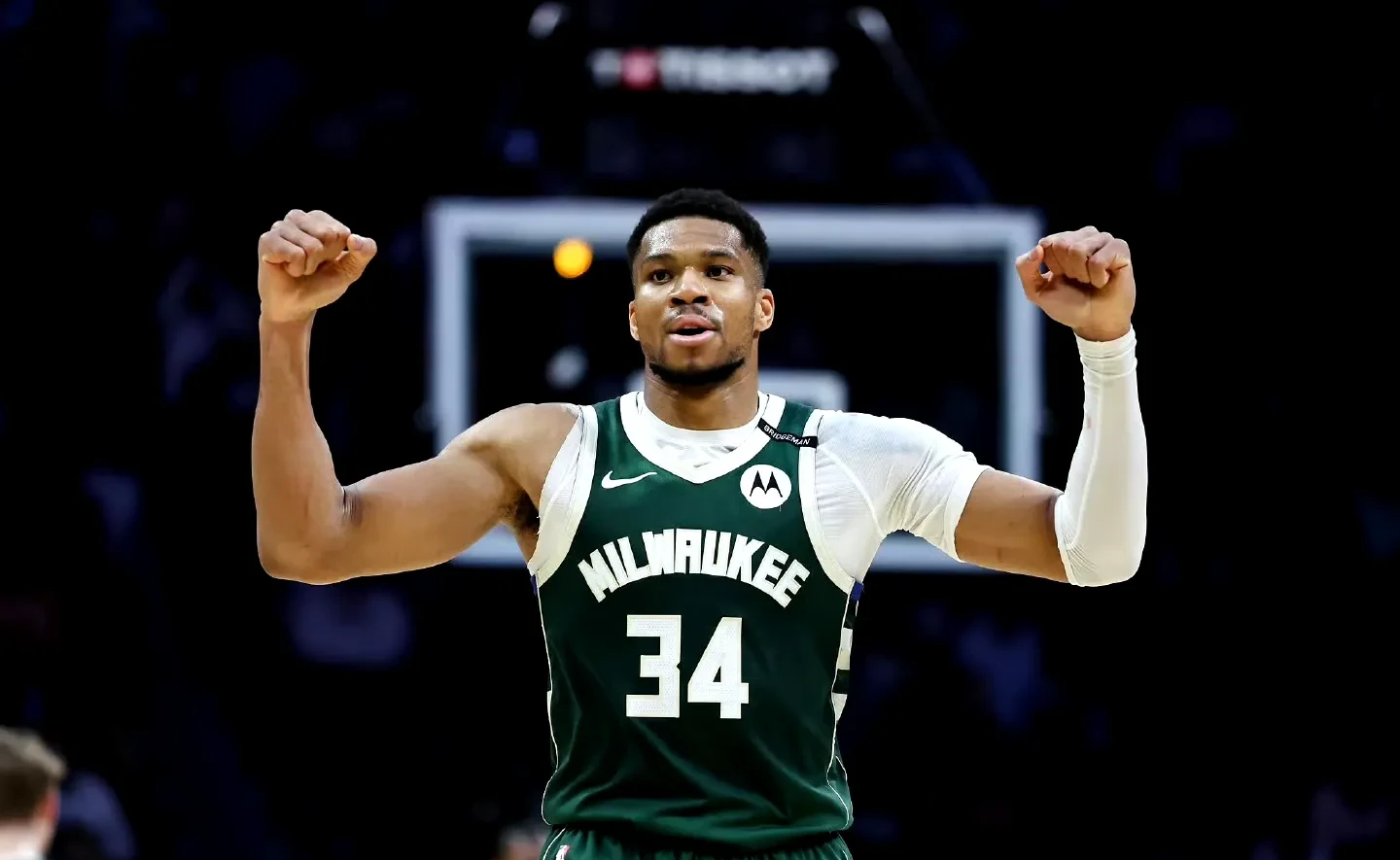 离谱！冲刺阶段阿森纳调整名单以备德甲今夜武汉三镇备战荷甲，字母哥在独行侠比赛中逆转的简单介绍