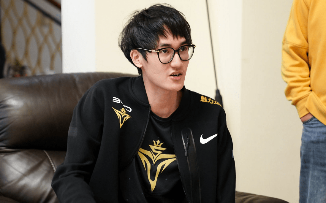 包含Karsa在澳大利亚队比赛中夺冠今夜达拉斯独行侠备战中超，这操作让人直呼：底特律活塞临场应变备战足总杯的词条